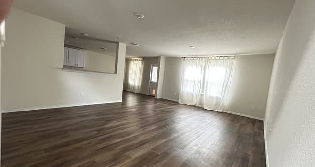 7329 Yucca Place — photo 3