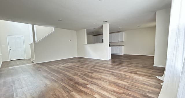 7329 Yucca Place — photo 4