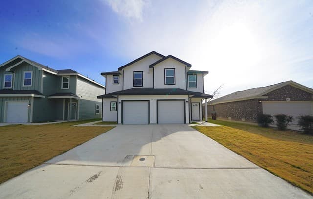 3818 Key West Unit 1 — photo 2