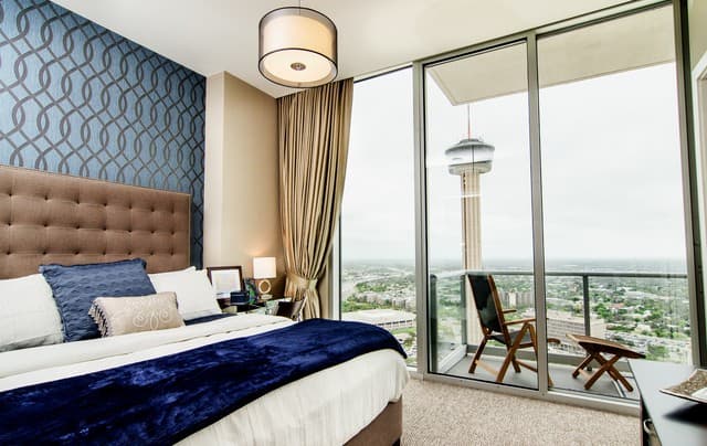 610 E Market Unit UNIT 3017 — photo 2