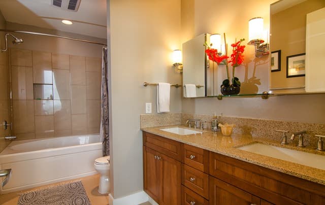 610 E Market Unit UNIT 3017 — photo 4