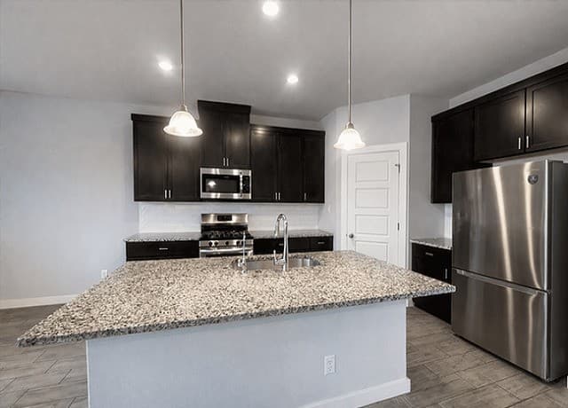 740 Fort Leonard — photo 4