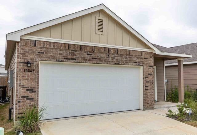 12843 Cygnus — photo 3