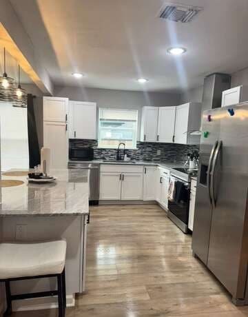 1035 Wildwood — photo 5