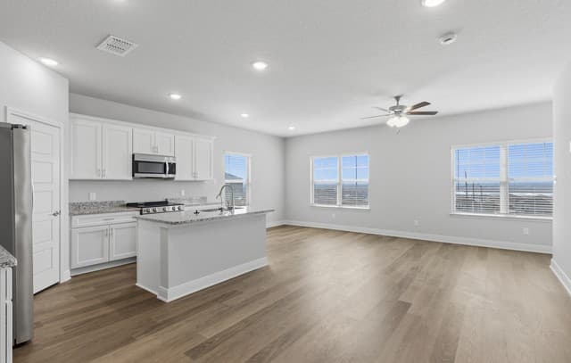 7118 Magnolia Creek Unit 201 — photo 1