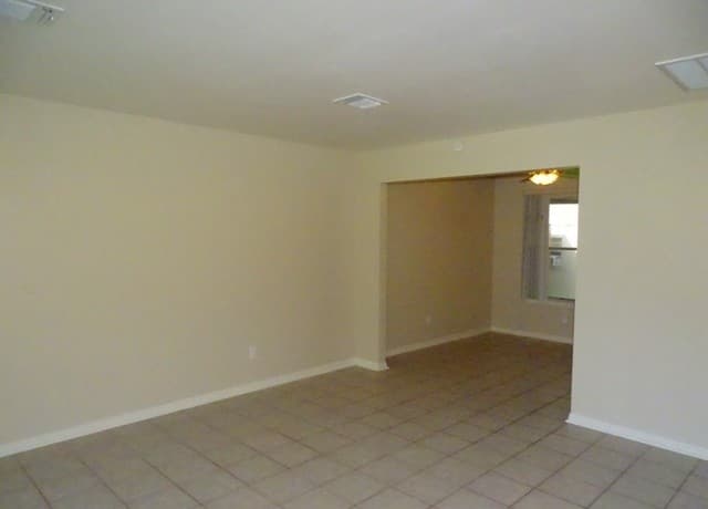 5907 Deer Lake — photo 2