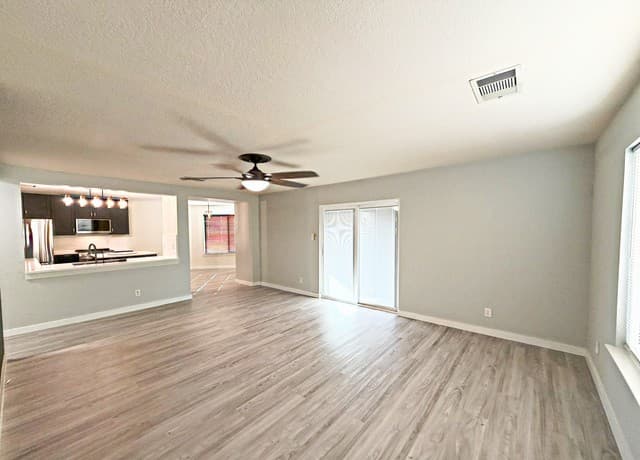 6410 Mineral Bay — photo 4