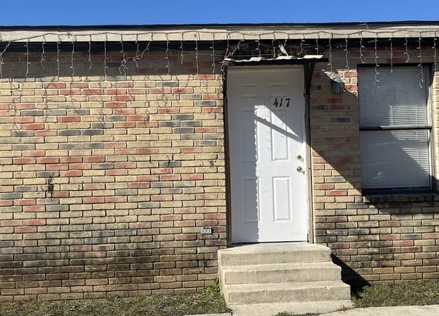 417 San Blas — photo 1