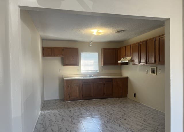 417 San Blas — photo 3