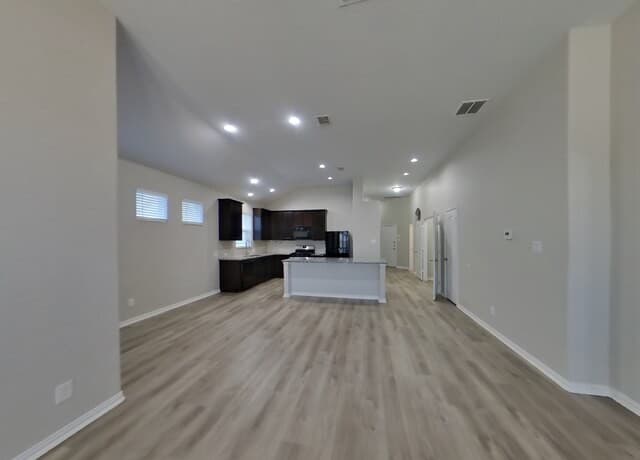 7950 Headwaters — photo 2