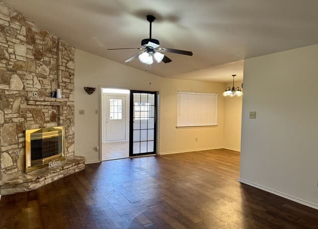 4203 Desert Gold — photo 3