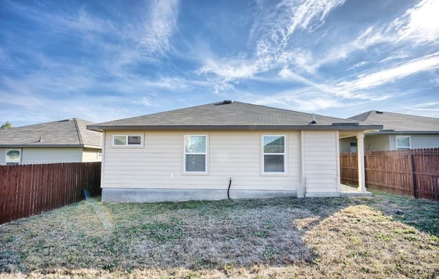 6827 Kingsley Edge — photo 3