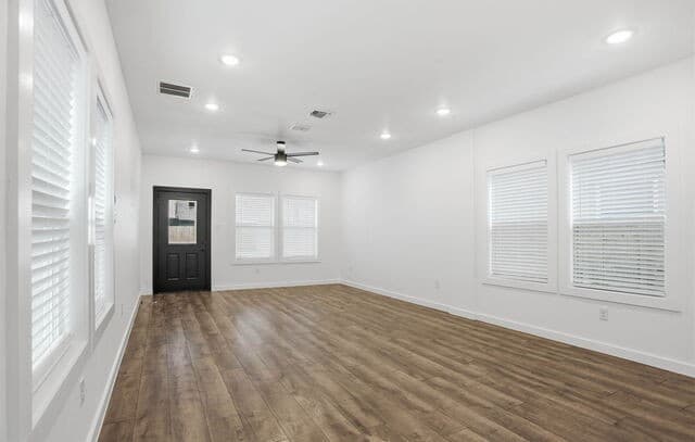 317 Porter St — photo 5