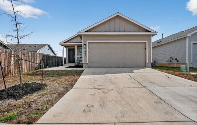 7002 Satellite — photo 1