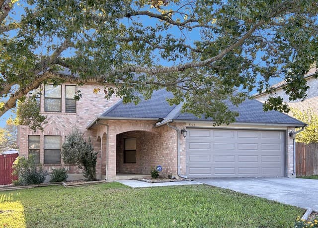 13303 Galicia — photo 2