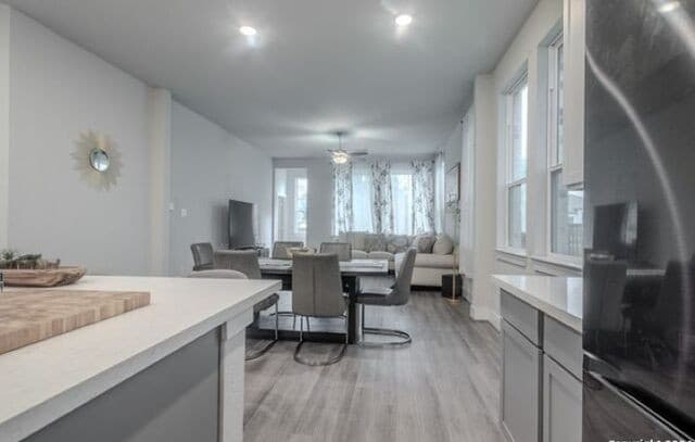 12518 Yellowstone — photo 2