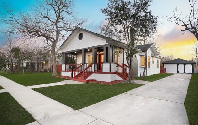 1111 N Palmetto — photo 2