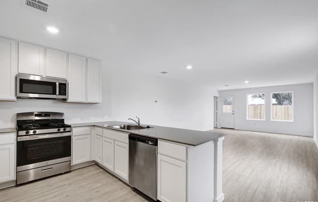 8310 Wickersham St — photo 4