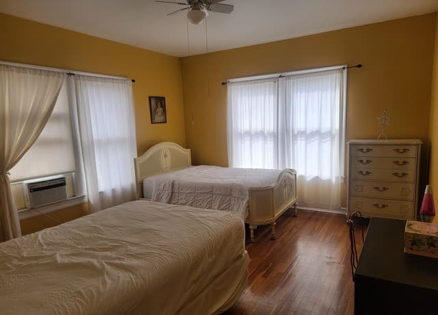 273 E Lullwood Ave — photo 5