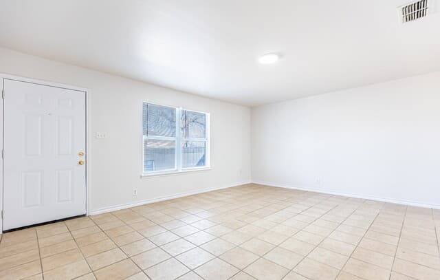 114 Garner — photo 5