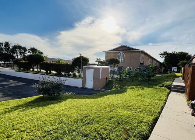 7322 Oak Manor Dr Unit 35 — photo 5