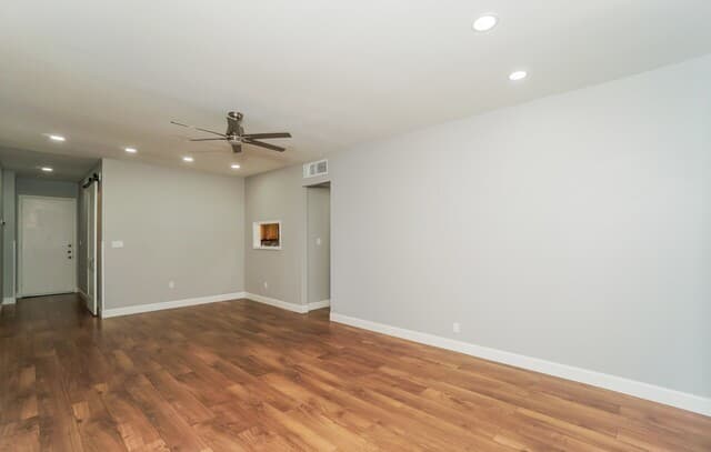 2-bedroom rental at 7711 Broadway Unit 11 C in San Antonio, TX — photo 5