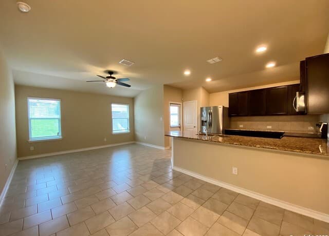 7402 Equinox Cor — photo 4