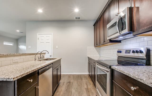 2025 Rhesus View — photo 4