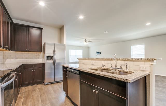 2025 Rhesus View — photo 5