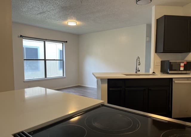 11723 Spring Song — photo 5