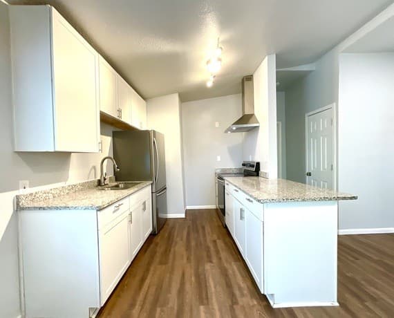 2-bedroom rental at 710 Virginia Blvd in San Antonio, TX — photo 5