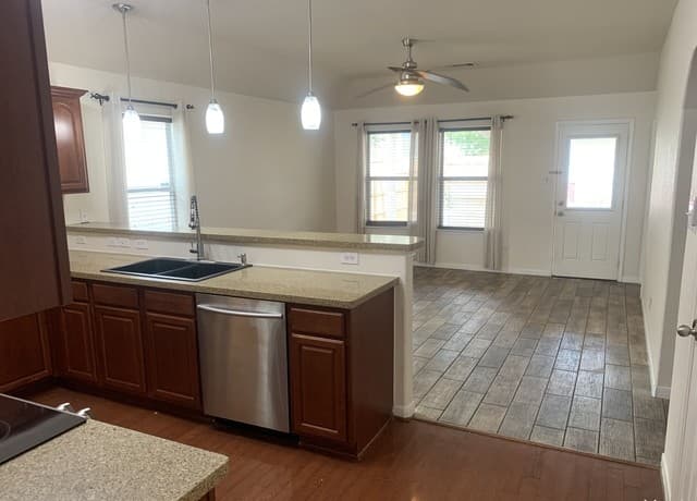 12023 Mill Pine — photo 4