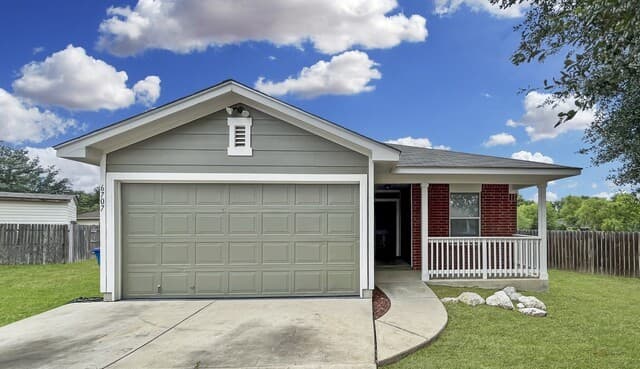3-bedroom rental at 6707 Dragon Creek in San Antonio TX