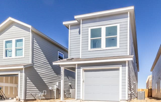 7649 Barcelo Way — photo 2