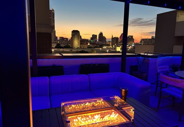 215 Center St Unit 311