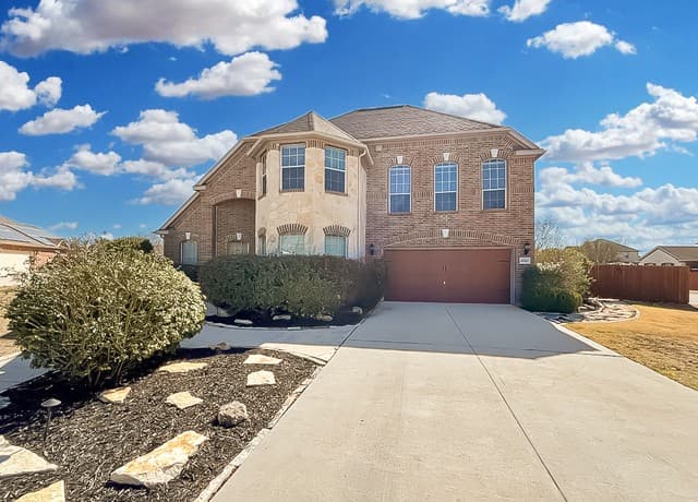 10500 Hunter Heights