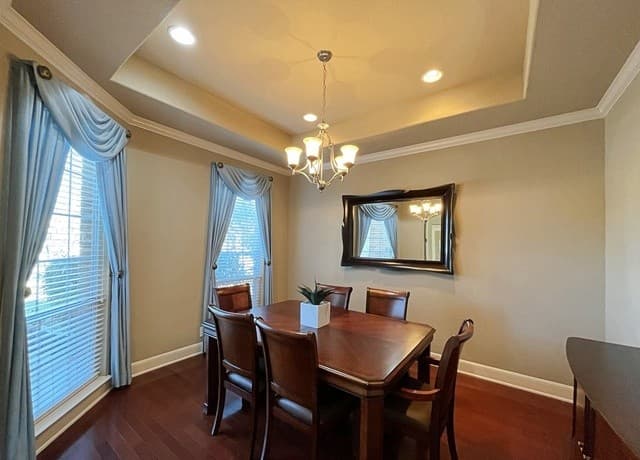 10500 Hunter Heights — photo 3