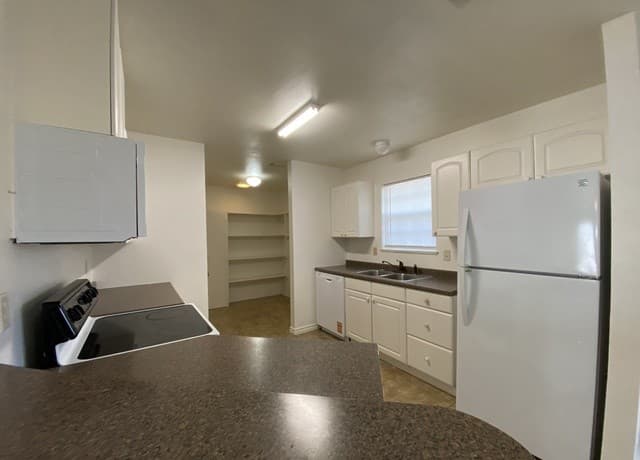 119 Smith Unit B — photo 3