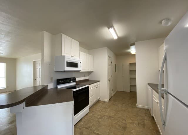 119 Smith Unit B — photo 4