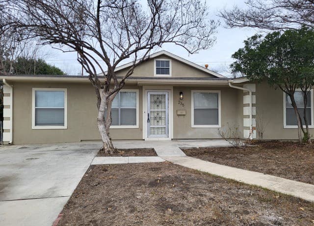 235 Basswood Dr — photo 2