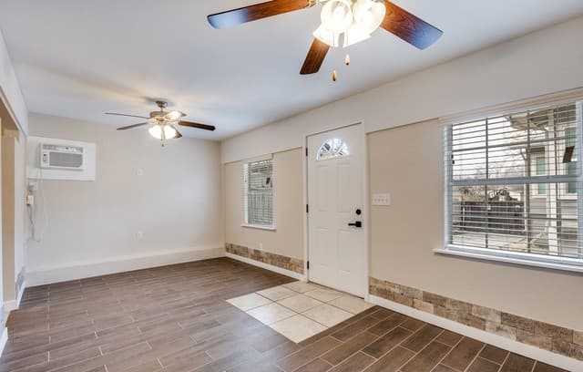 346 Leming Dr. Apt A Unit A — photo 2