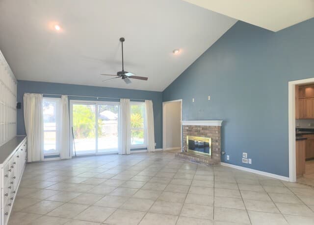 6321 Bowman — photo 2