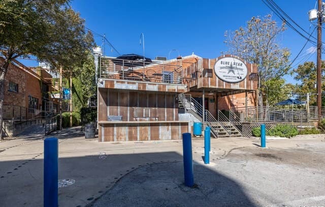 126 Benita St — photo 5