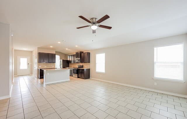 12049 Pearl Jubilee — photo 5