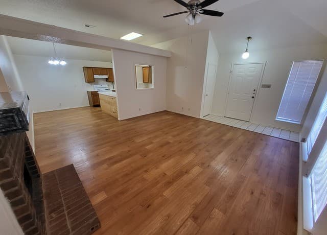 12122 Netherwood — photo 4