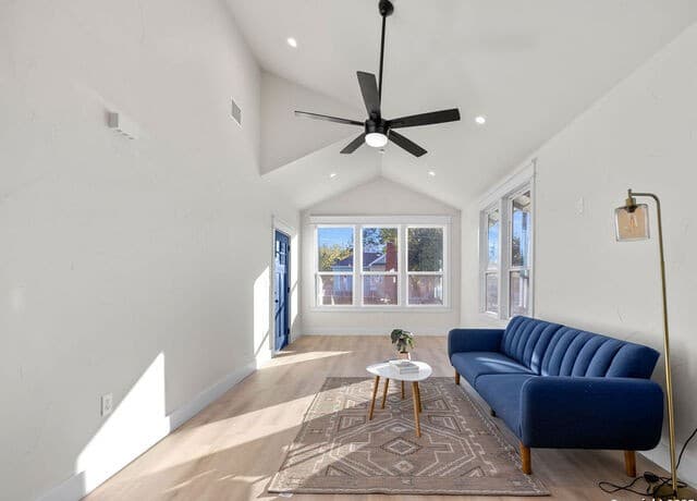 827 Leal St — photo 5