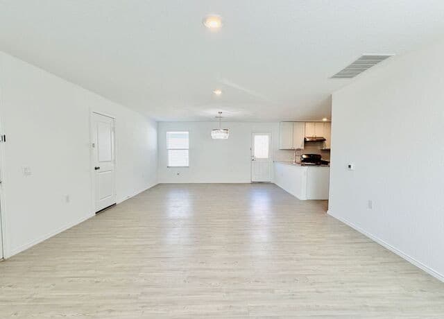 10154 Asta Trail — photo 3