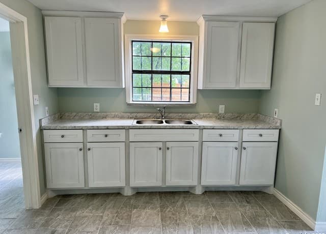 1218 Nw 23rd St Unit 2 — photo 3