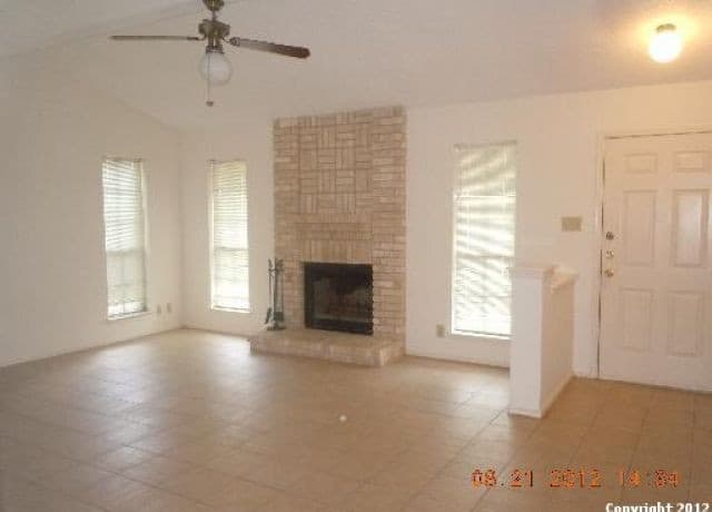 7706 Bayberry — photo 1