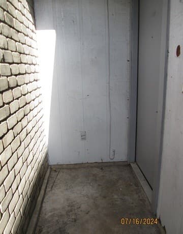 4431 Myrna Dr — photo 2